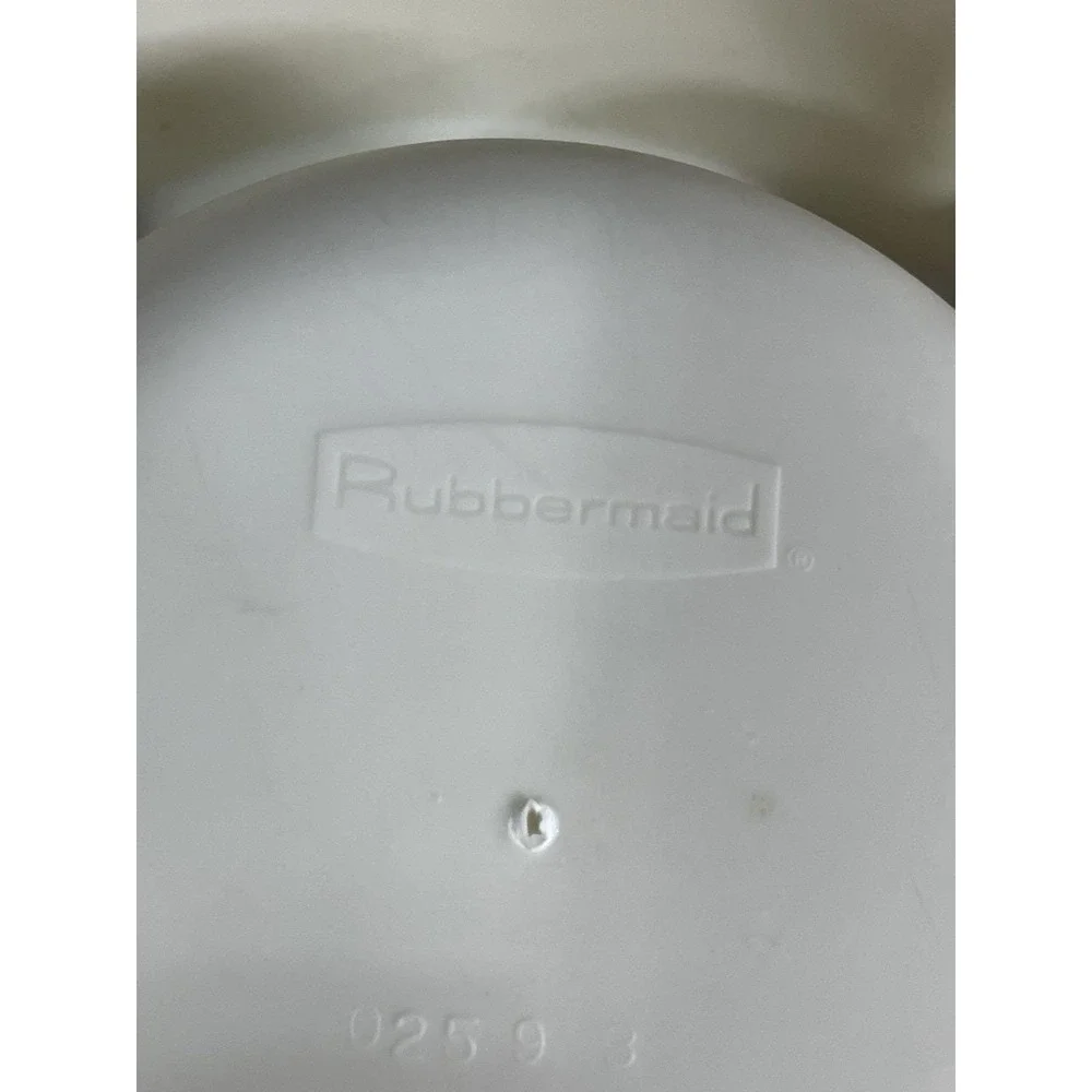 Rubbermaid Servin Saver 0259  12